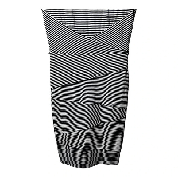 1259. WHITE HOUSE BLACK MARKET SLEEVELESS KNEE LENGTH DRESS SIZE 2 BLACK/WHITE - Picture 3 of 7